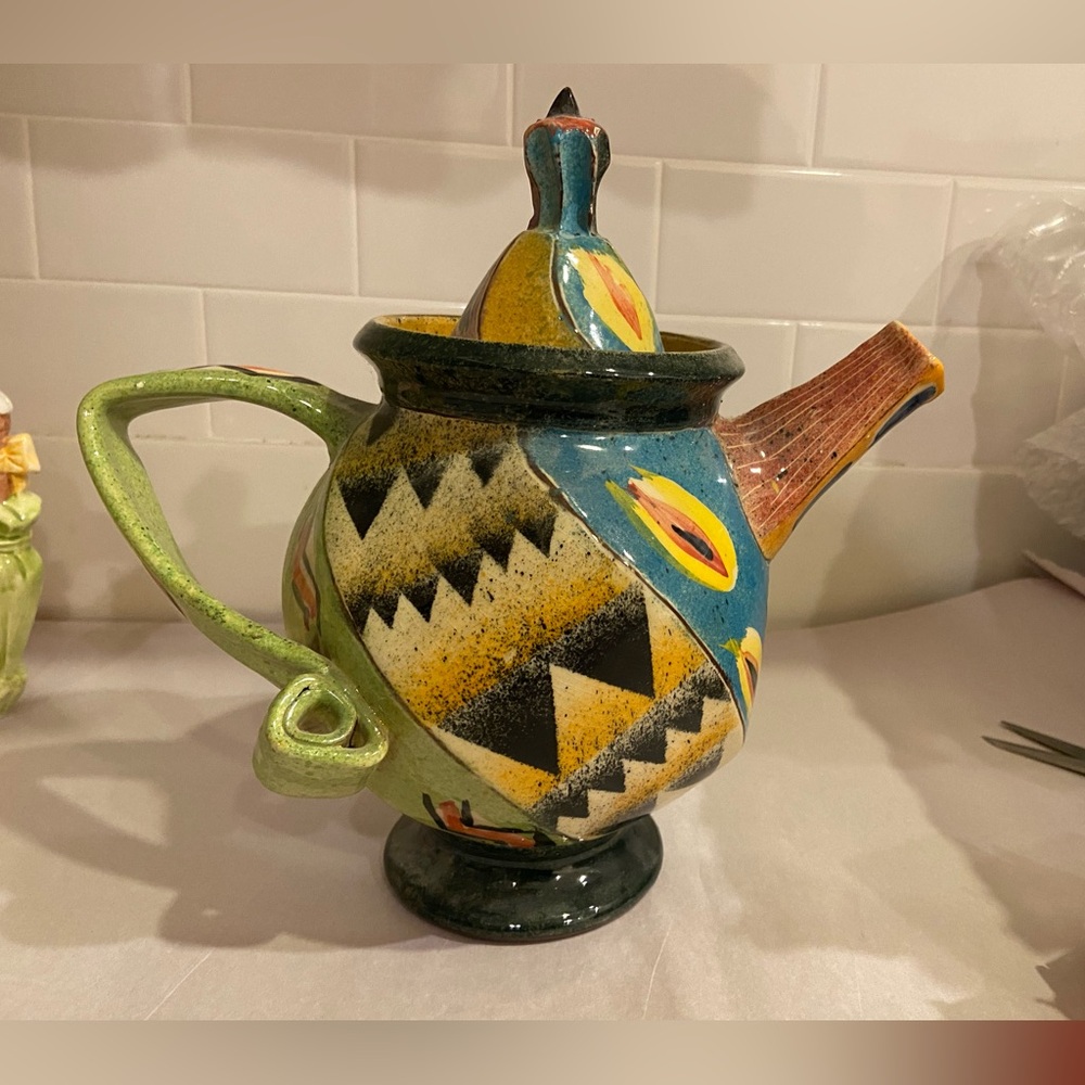 Vintage Handcrafted Multicolor Decorative Teapot Made in‎ England